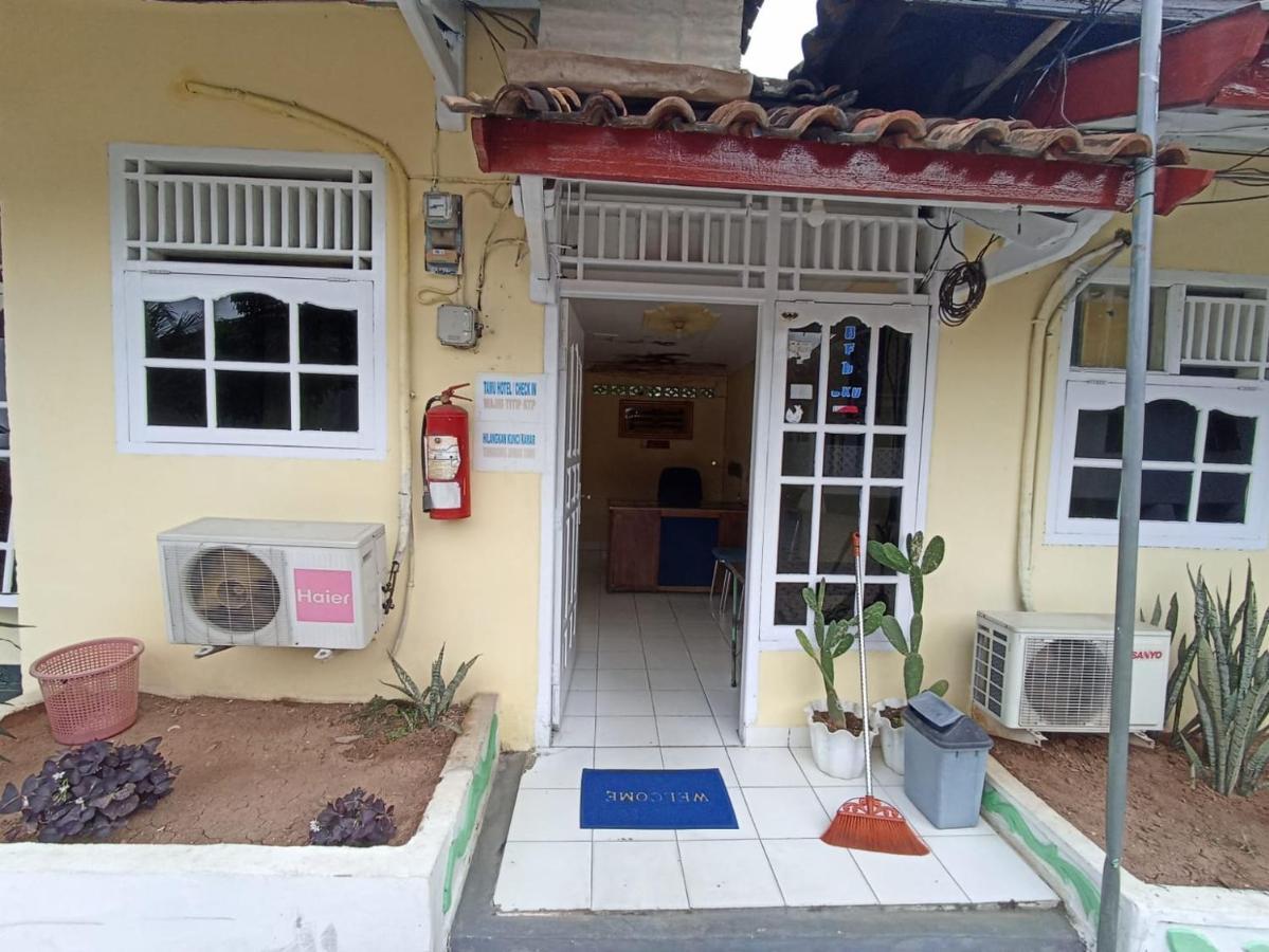 Baturaja  Hotel Redante 1 מראה חיצוני תמונה