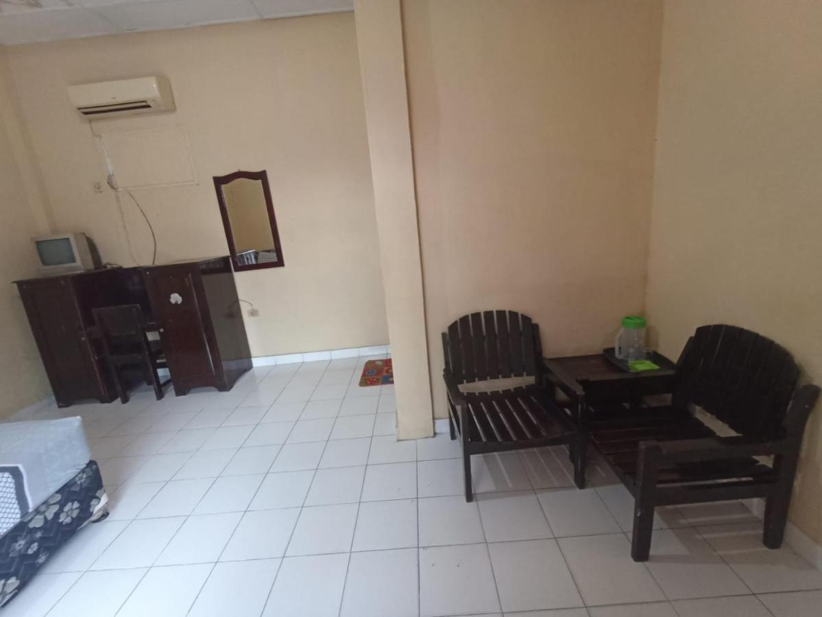 Baturaja  Hotel Redante 1 מראה חיצוני תמונה